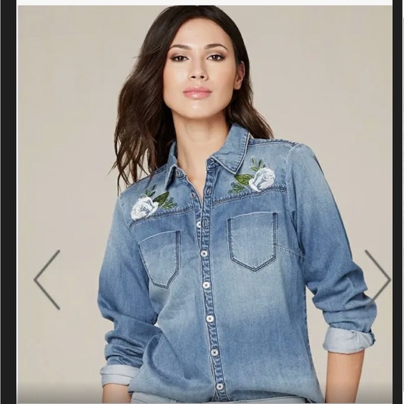 Floral embroidered button up Denim Shirt
Color: SLOWPOKE WASH - Picture 1 of 4